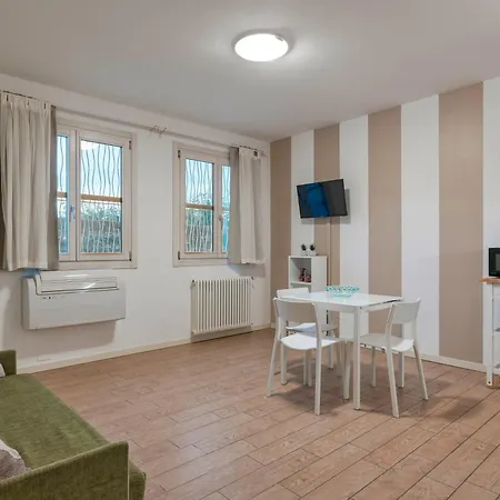 Tiny Oasis - By The Apartment *